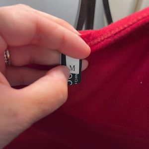 Off-the-shoulder Maroon top